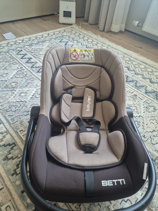 Автокресло до 13 кг.