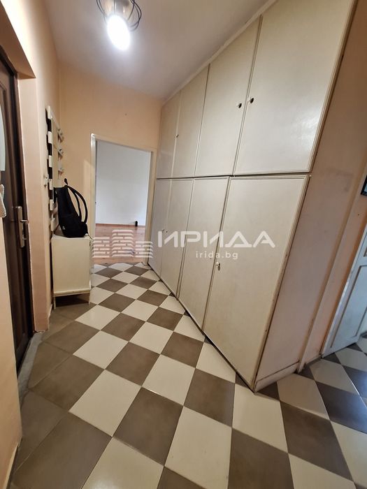 Гарсониера в квартал Младост 3
