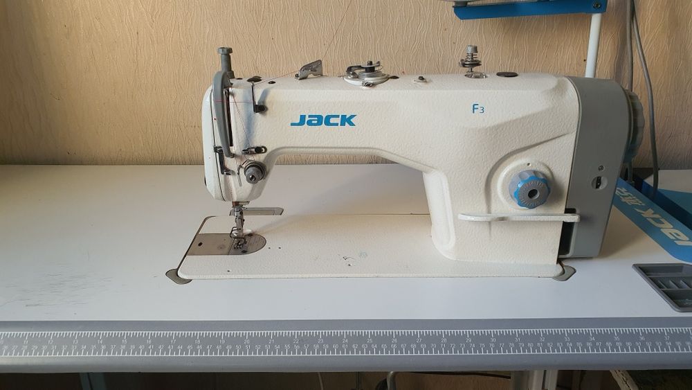 Tikuv mashinasi Tõğri chok. Jack F3