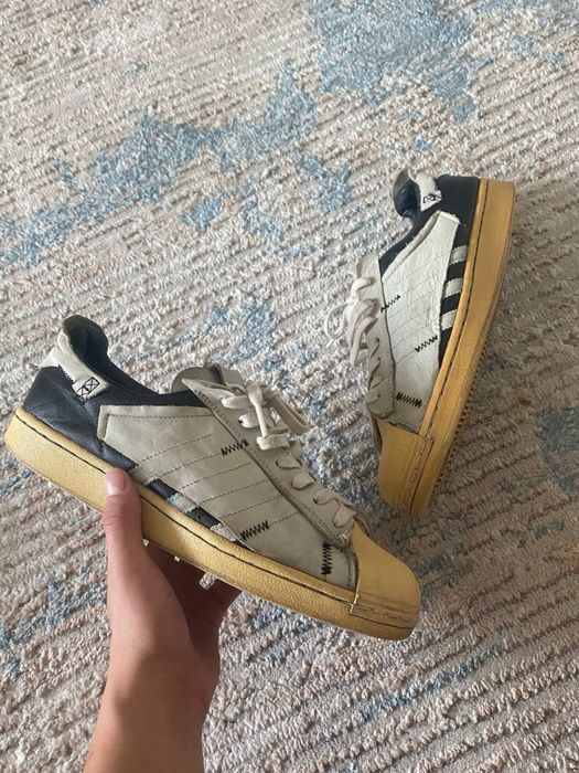 Superstar Archive WS-1