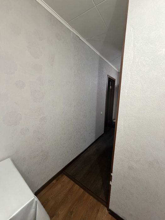 Продам 2 комнатную квартиру .