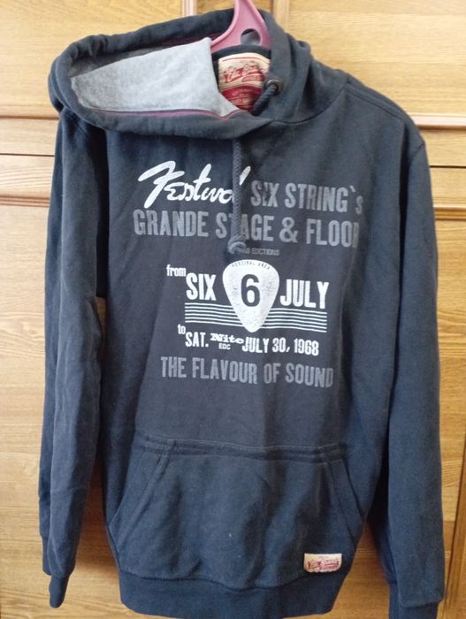 Продам вещи на девочек подростков