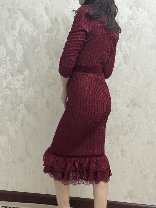 Сәнді көйлек, 42
