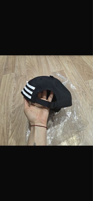 Продам бейсболку