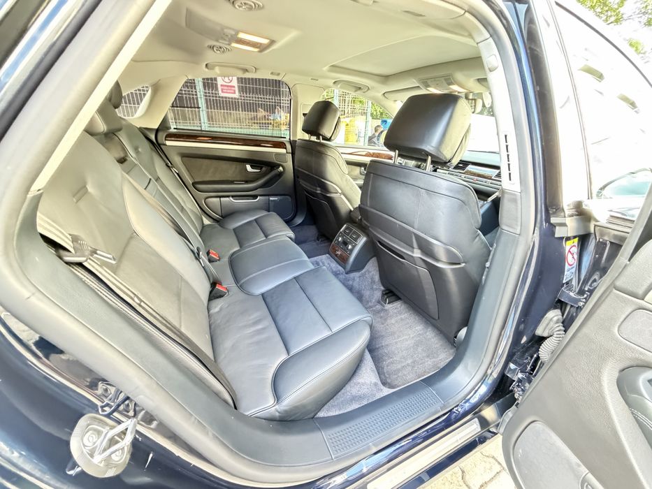 Audi A8 Facelift Quattro 3.0TDI/Webasto/Distronic,Trapa -panou solar!