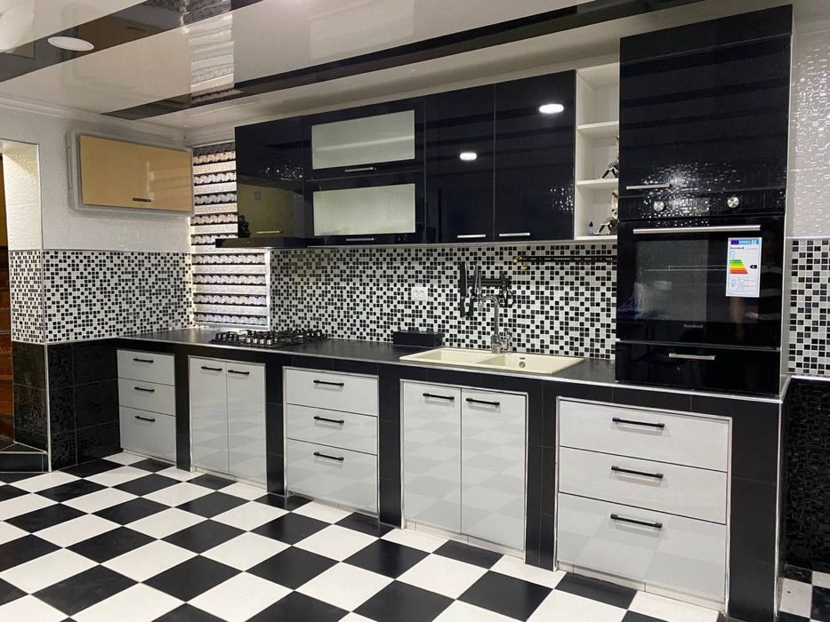 Сдаётся в аренду посуточно 3х этажная Дача