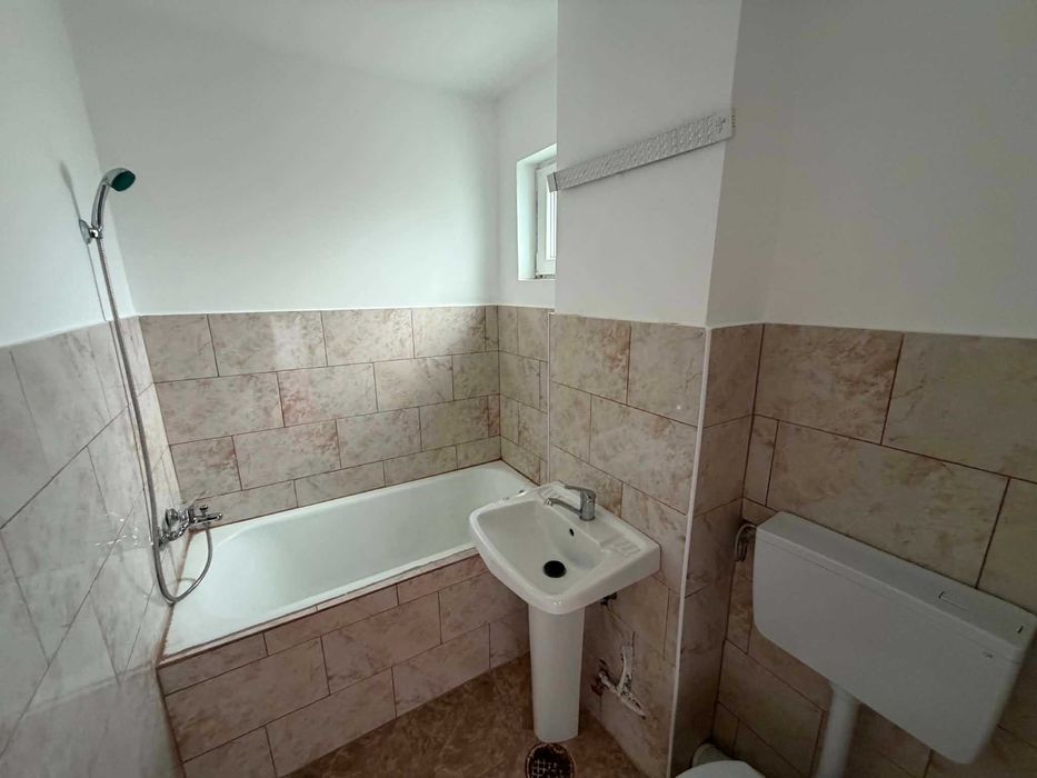 Apartament cu 3 camere, pregătit pentru mutare, la un preț de neratat!