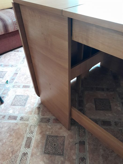 Продам стол-книжку