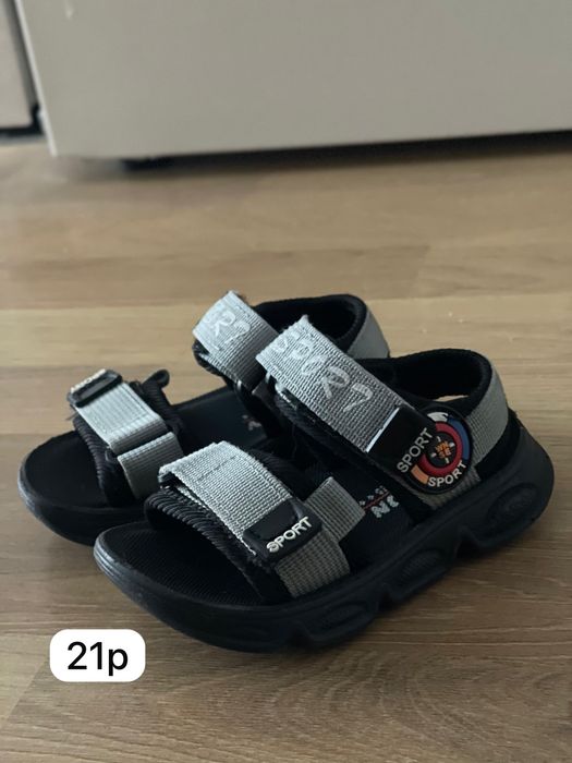 Детская обувь Кроссовки сандали