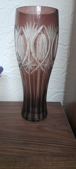 Продается ваза  хрустальная