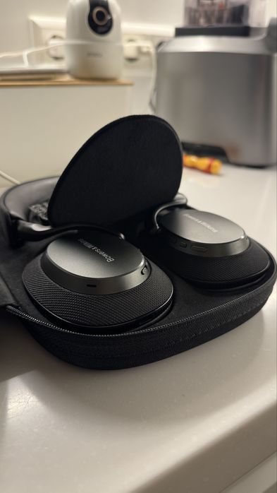 Bowers & Wilkins Px S3