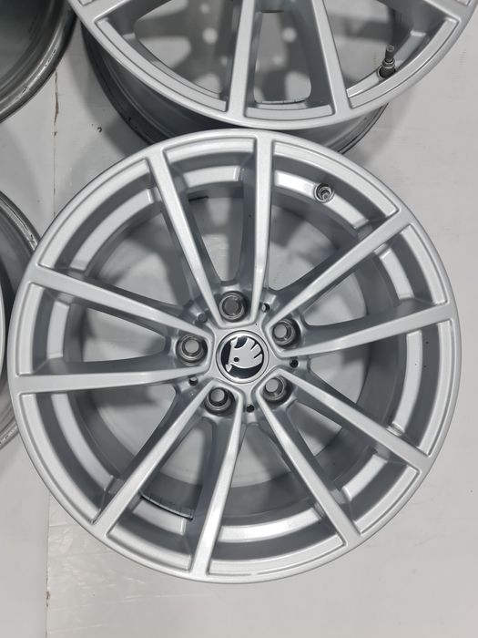 Jante 17 Audi VW Seat Cupra Skoda Mercedes 7.5x17 ET30 5X112