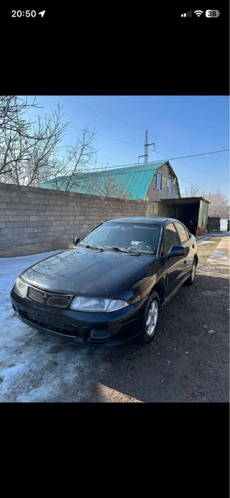 Митсубиши каризма