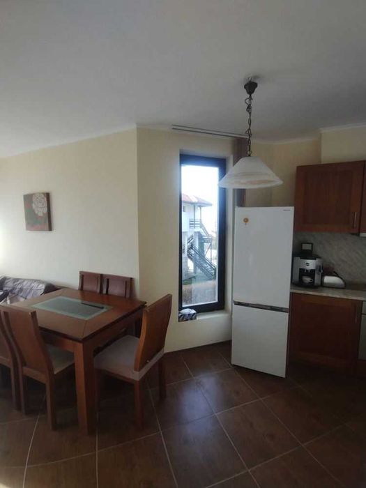 Обзаведен тристаен апартамент в к-с „Bay View Villas“
