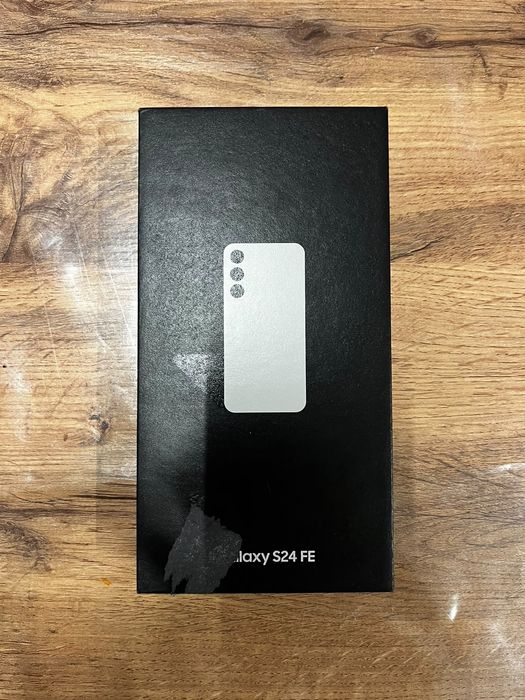 Samsung galaxy S24 fe 128/8 идеал