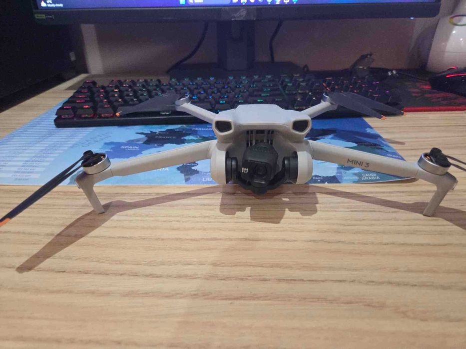 DJI Mini 3 DJI RC 128GB като нов