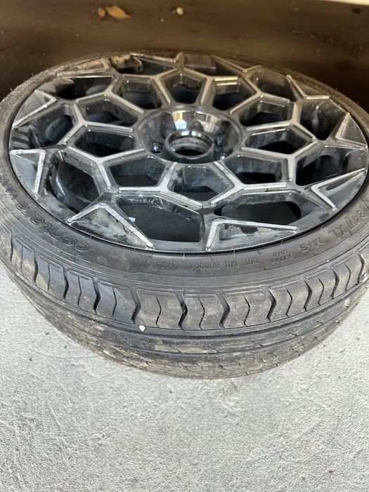 Forgitto saka diska 17 sotiladi 4 tasi 120$