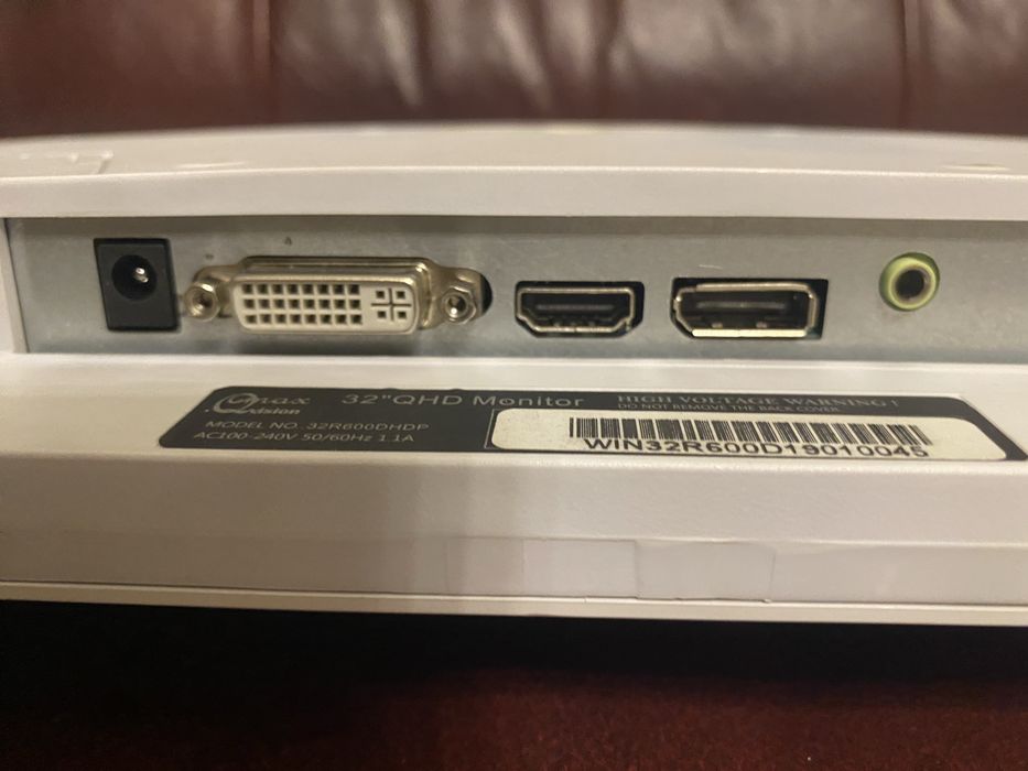 QMAX 32” Vision, 2K IPS — На Запчасти