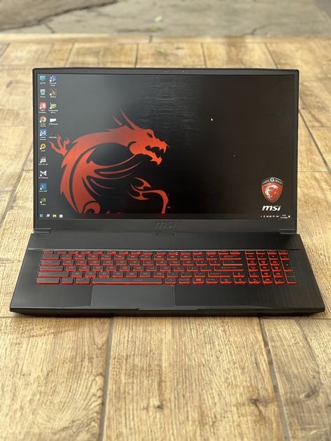 Ноутбук MSI-17F3