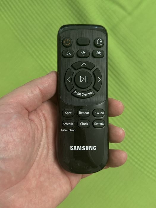Продам робот пылесос samsung на запчасти