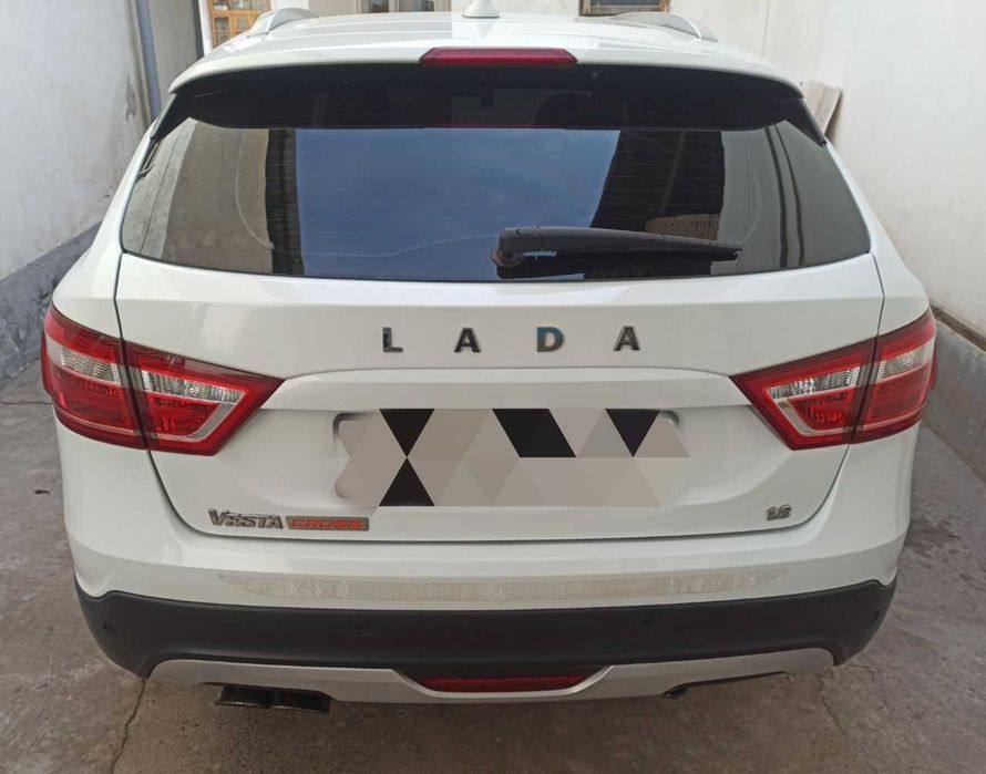 Lada Vesta SW Cross 2020