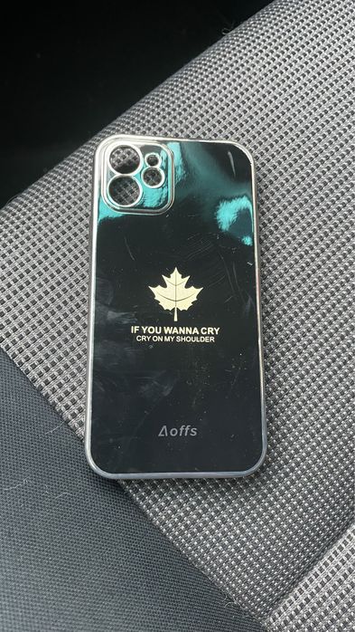 Кейс за айфон 12