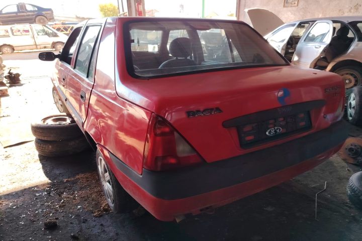 Lampa / Tripla stop stanga pe aripa Dacia Solenza prima generatie