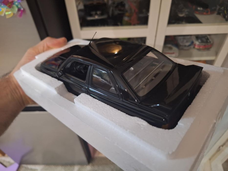 Bmw e30 m3 minichamps 1:18
