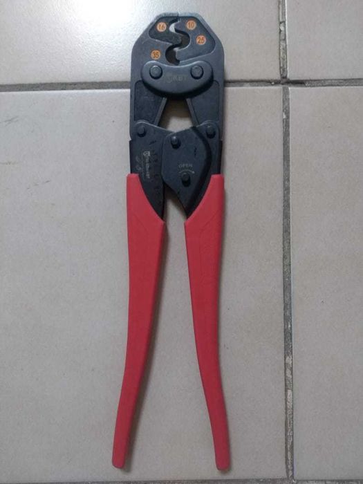 Отвертки, патрон, борфрезы