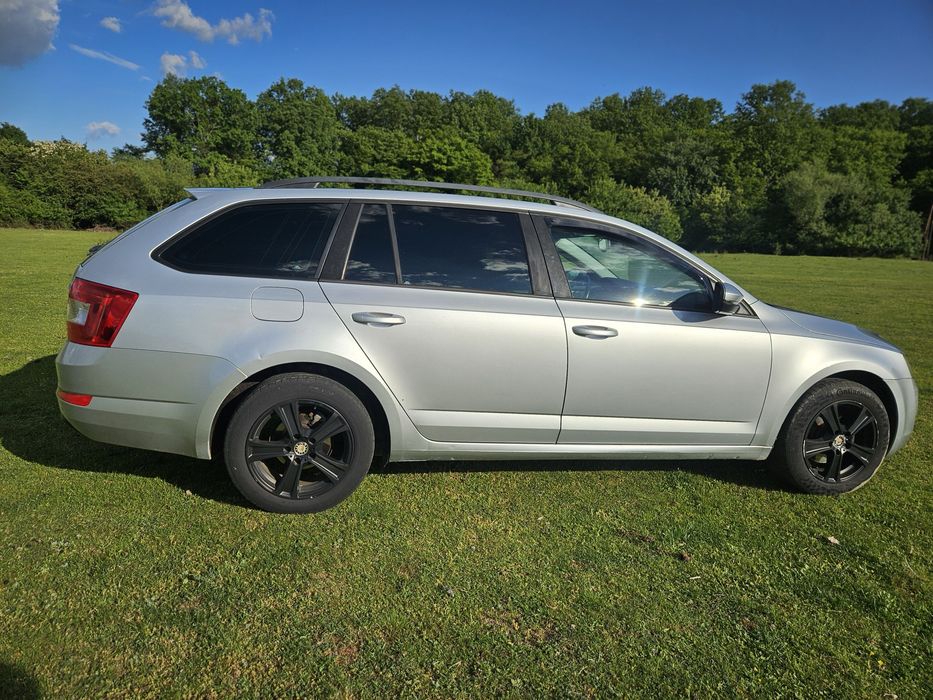 SKODA Octavia 2014