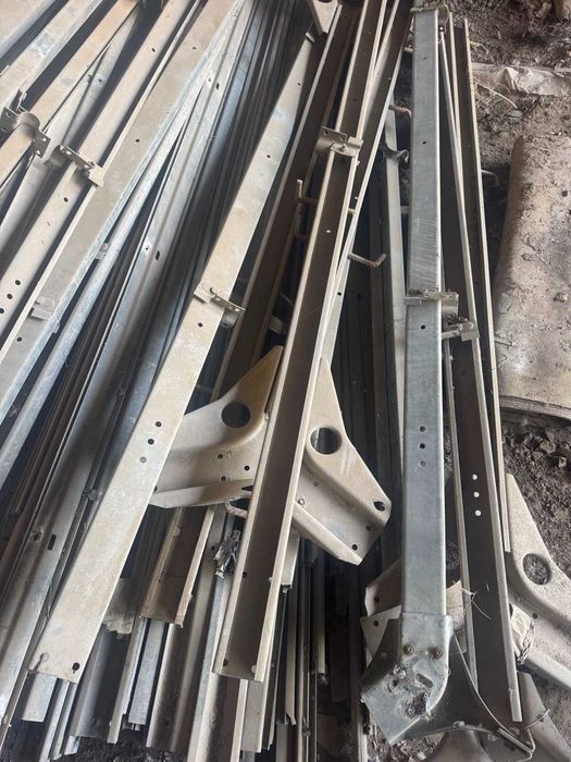 ISSIQXONA anjomlari sotiladi!