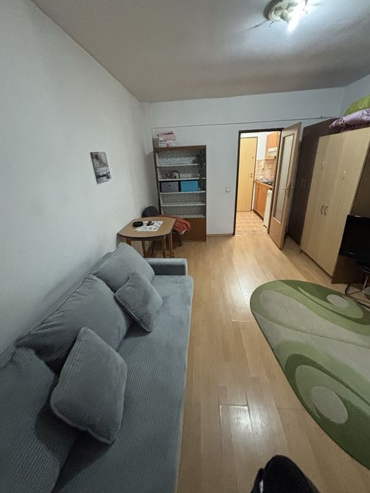 Inchiriez garsoniera teodor mihali