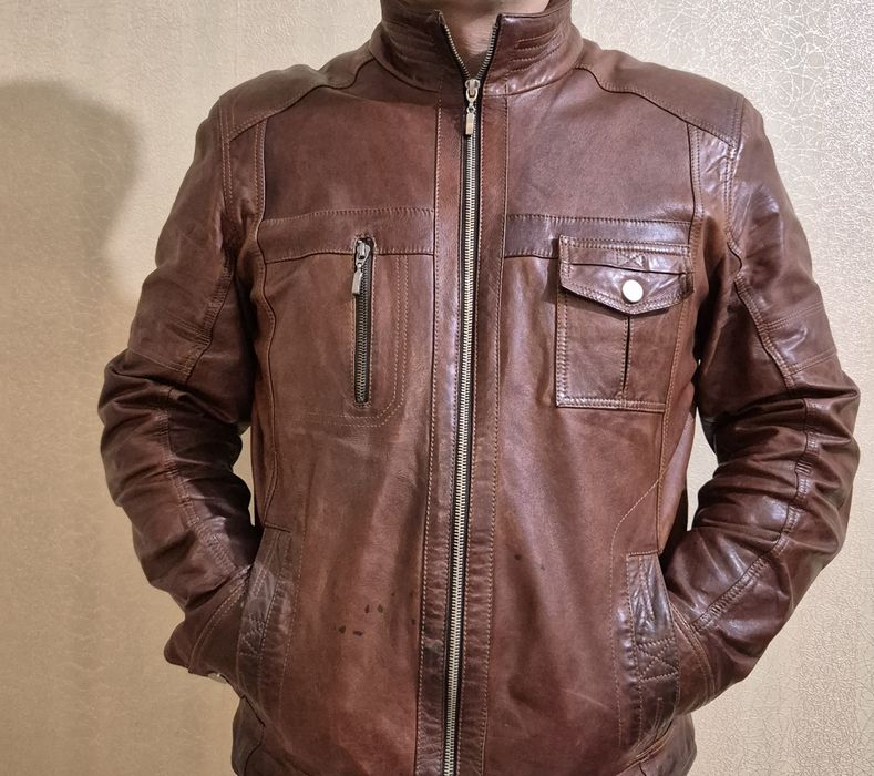 Куртка кожанная ***