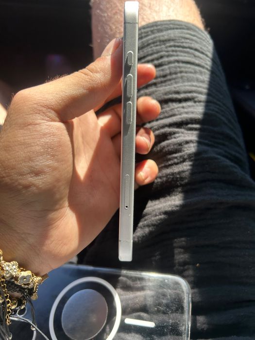 Vand iphone 17 simplu 256