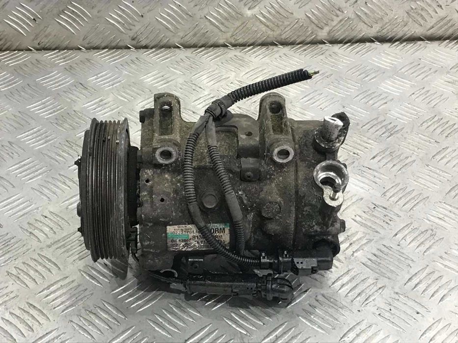 Компресор Peugeot 5008 1.6HDI 2011г.