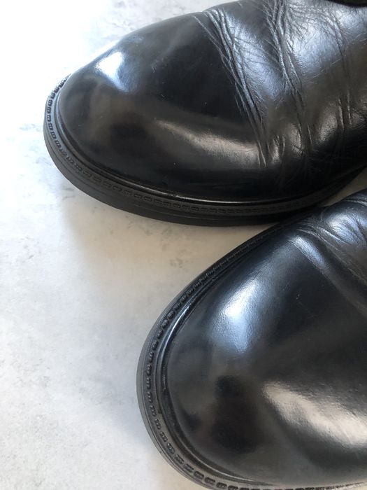 Pantofi din piele, marimea 42.