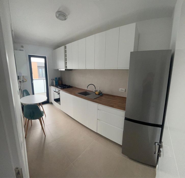 Inchiriez garsoniera cu dressing separat