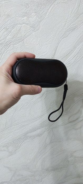 Продам новую - Громкую колонку . Басища