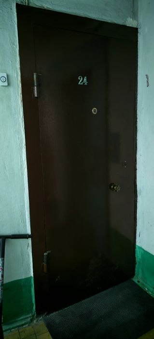Продам дверь входную