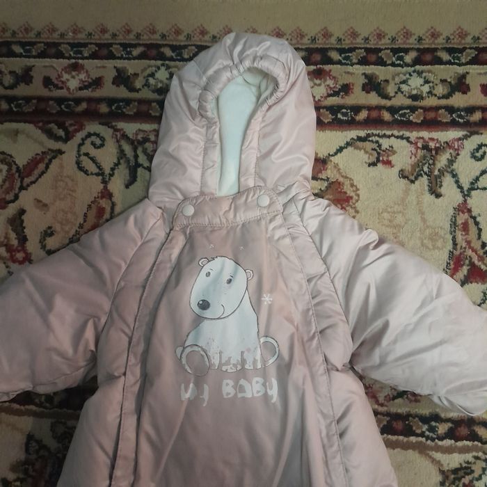 Продам детские вещи б у   по 1500