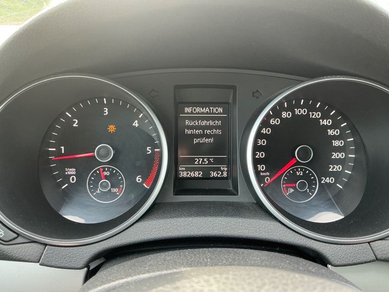 Volkswagen Golf VI 1.6 TDI Team 2011