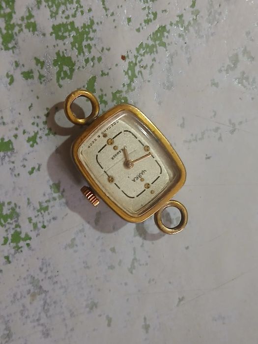 Часы чайка 17 камней