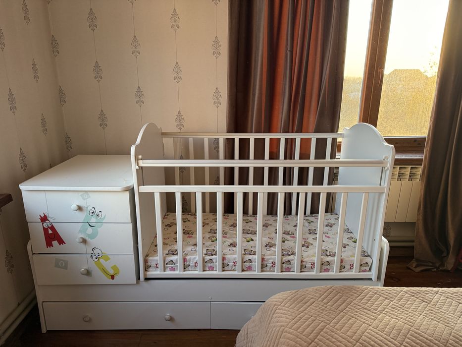 Детский манеж с комодом