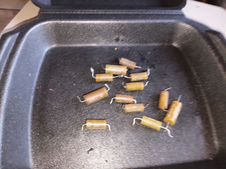 Продам микросхемы,Резисторы МЛТ