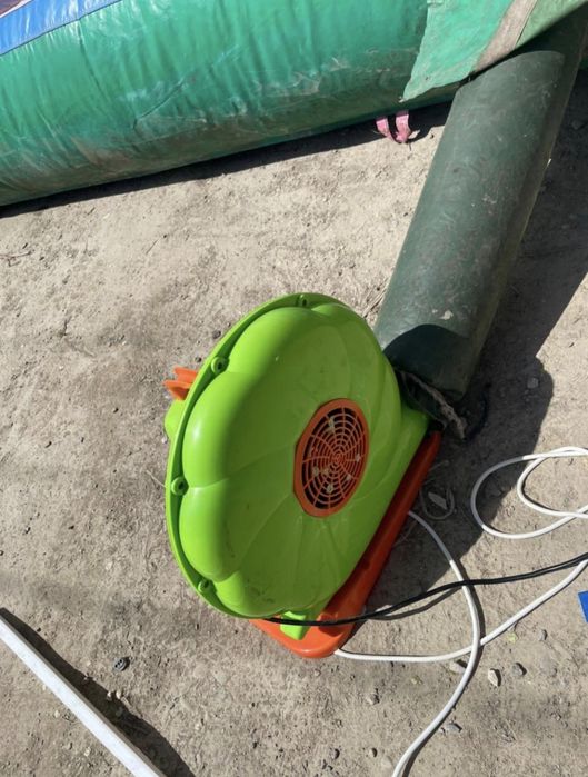 Насос для батута