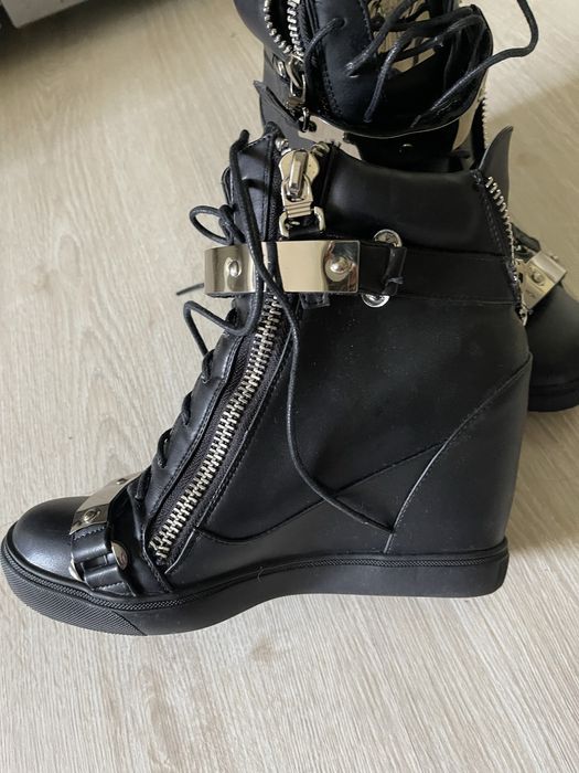 Женские ботиночки