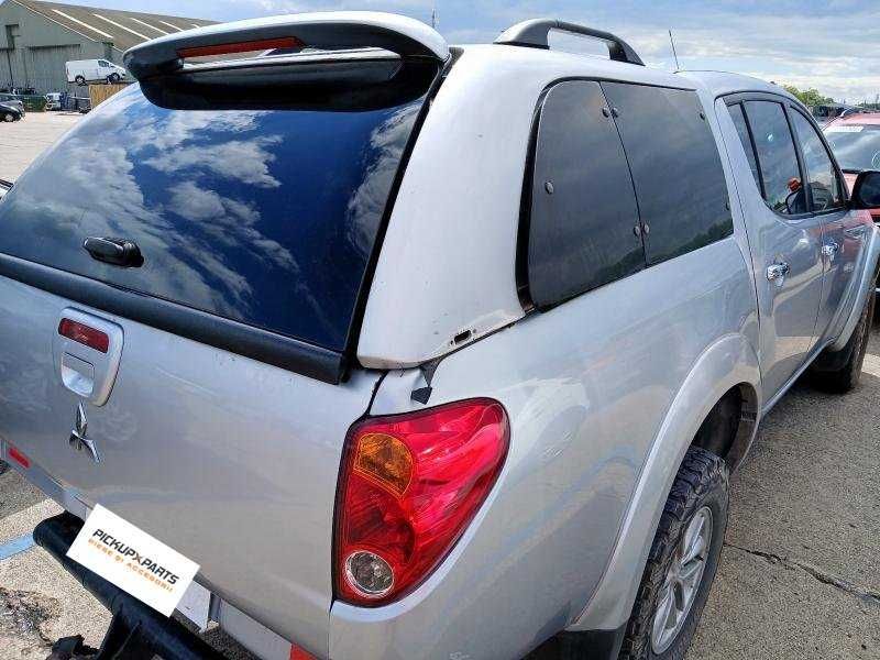 Dezmembrez Mitsubishi L200 2.5 Diesel 2014