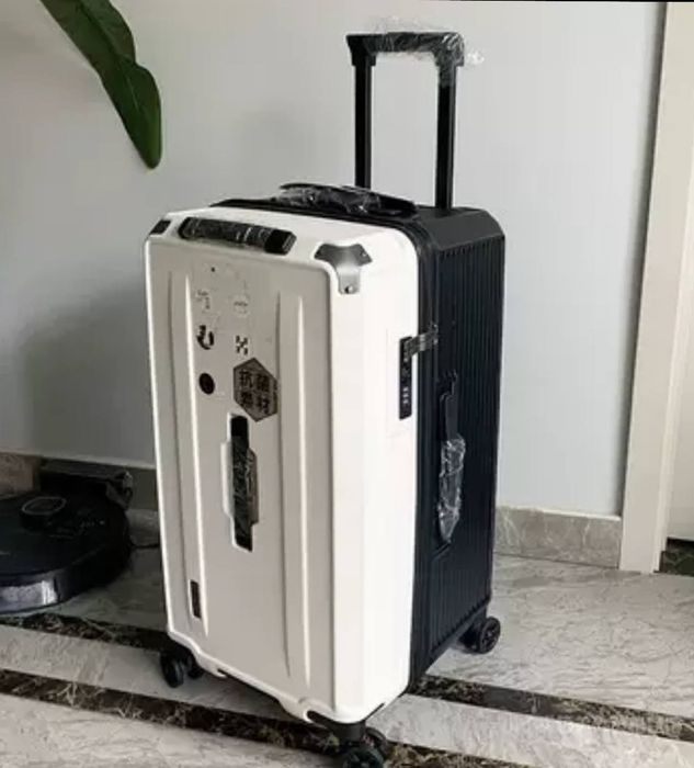 Чемодан большой Качественный