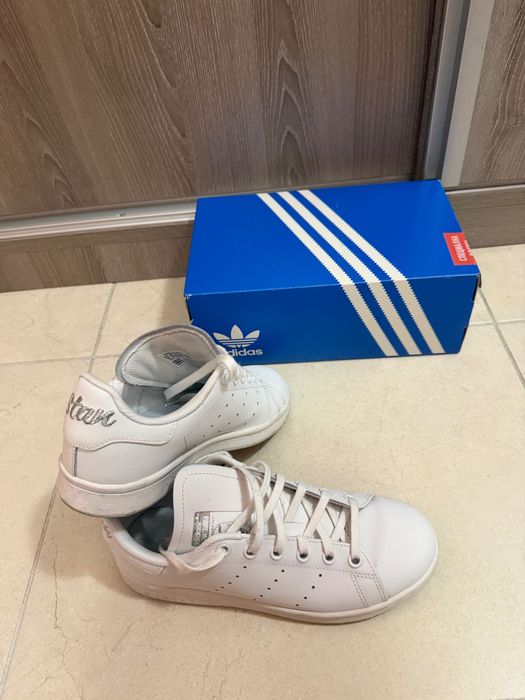 Adidas маратонки