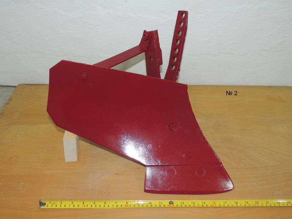 Браздир /лястовица/ с 2 отвора за култиватор. Менгеме. Плуг